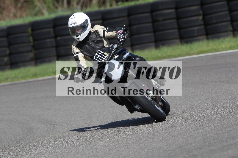 /Archiv-2022/59 31.08.2022 FM Mannhard ADR/Gruppe Mototrend/66